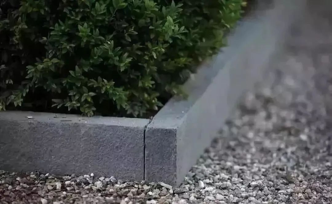 花園收邊，庭院設(shè)計(jì)中不可忽視的細(xì)節(jié)